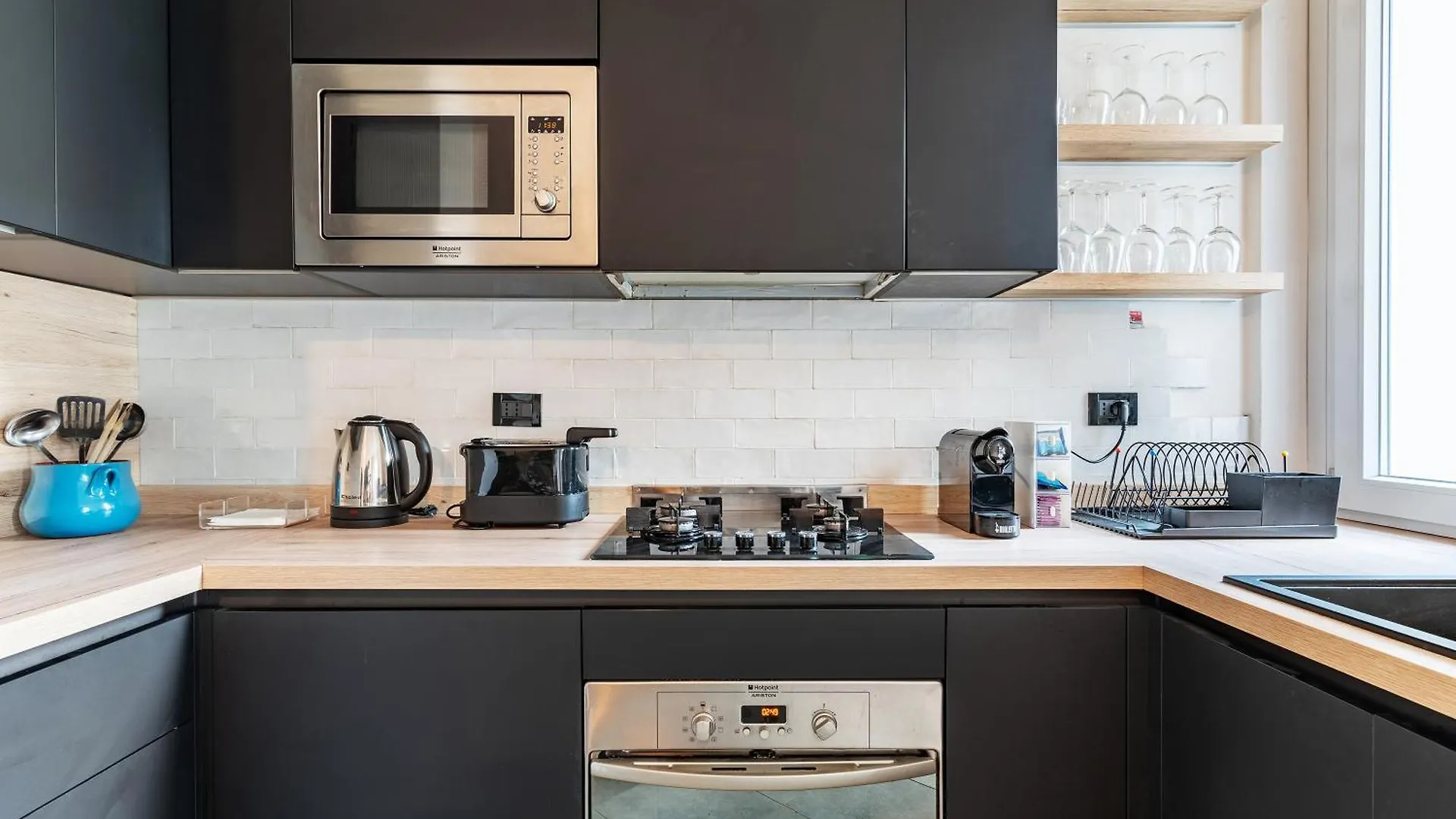 Citylife View And 10 Minutes By Walk Modern Apartment Milaan 0*,